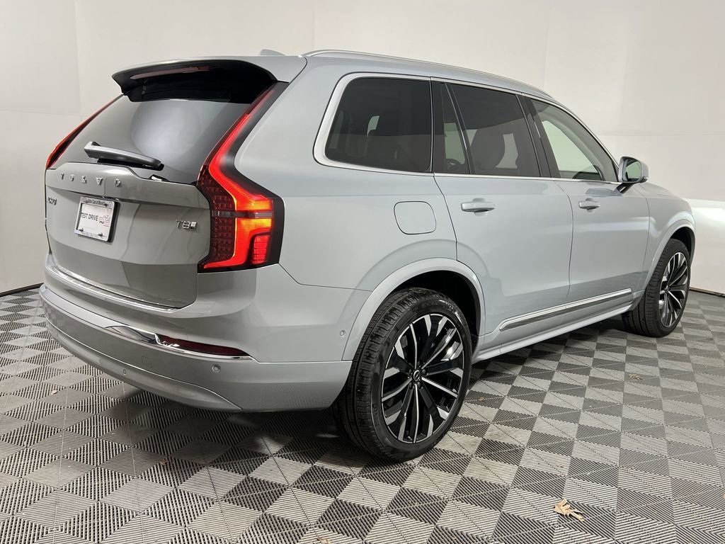 New 2026 Volvo XC90 T8 Ultra w/ Protection Package Premier image 8