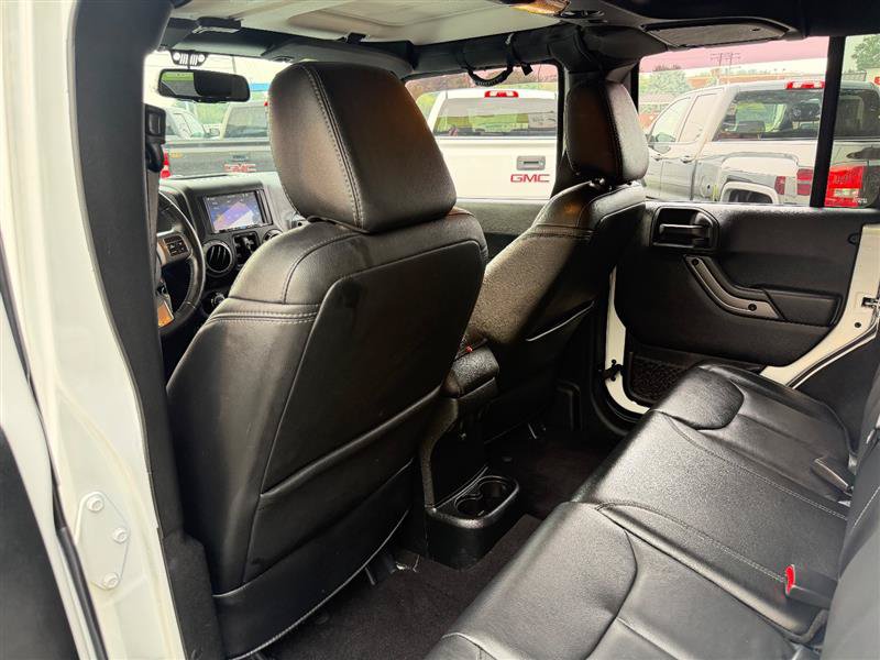 Used 2018 Jeep Wrangler Unlimited Sahara AWD/4WD image 20