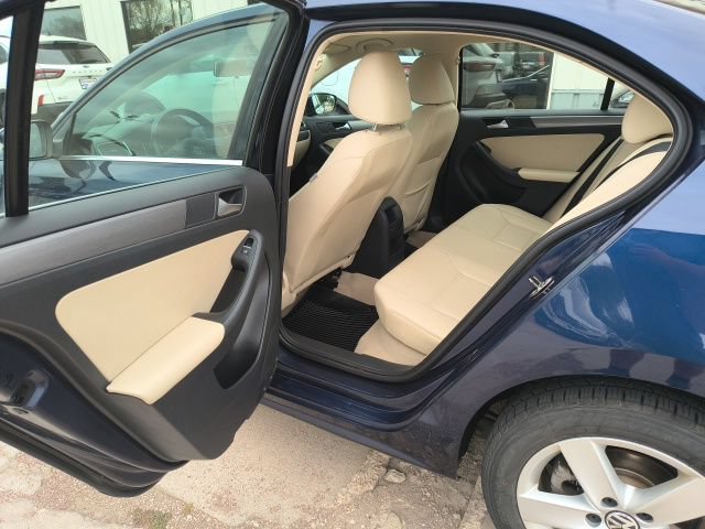 Used 2013 Volkswagen Jetta TDI FWD image 14