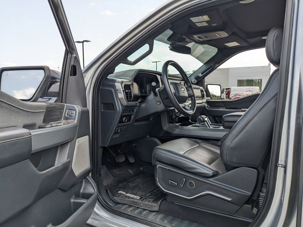 Used 2024 Ford F150 Lariat w/ Equipment Group 502A High image 44