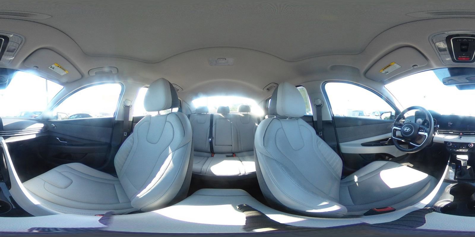 Used 2025 Hyundai Elantra Limited image 43