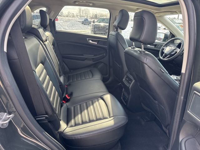 Used 2024 Ford Edge SEL w/ Convenience Package image 14
