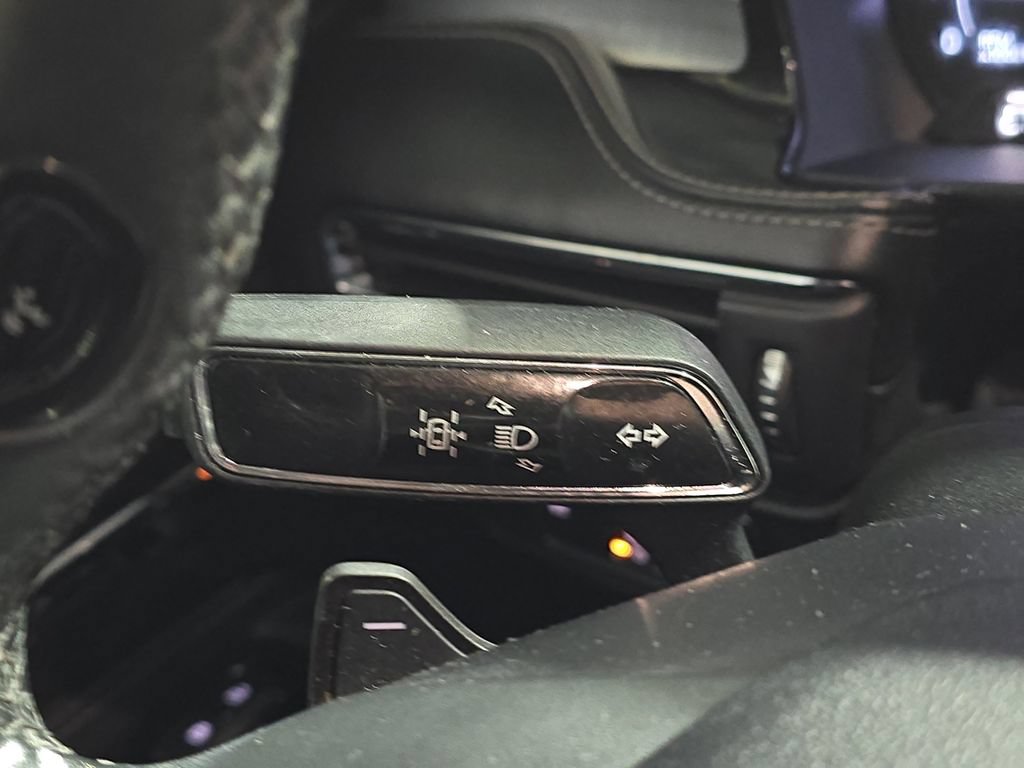 Used 2020 Lincoln Corsair AWD w/ Premium Package image 27