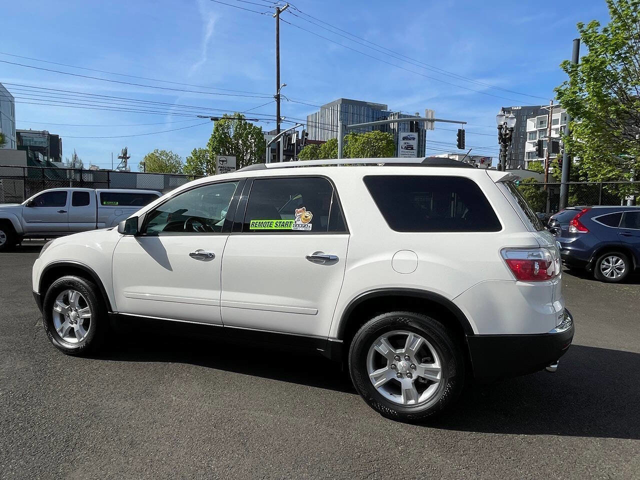 Used 2011 GMC Acadia SLE AWD/4WD image 8