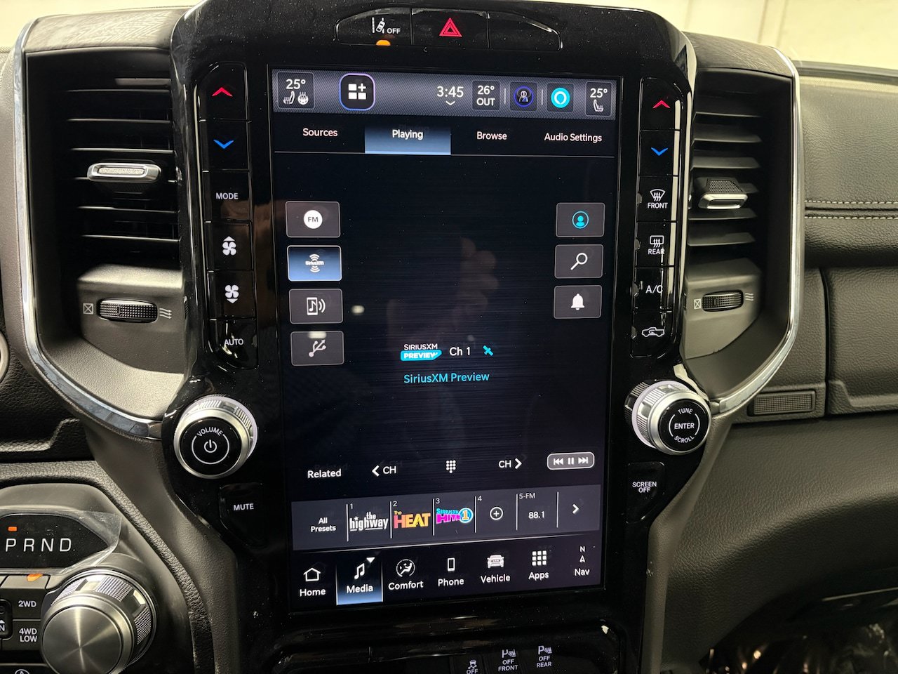Used 2026 RAM 1500 Laramie AWD/4WD image 16