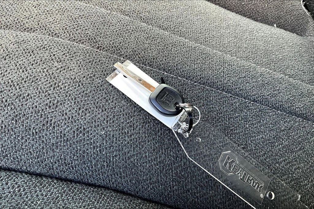 Used 2024 GMC Savana 2500 w/ Driver Convenience Package image 33