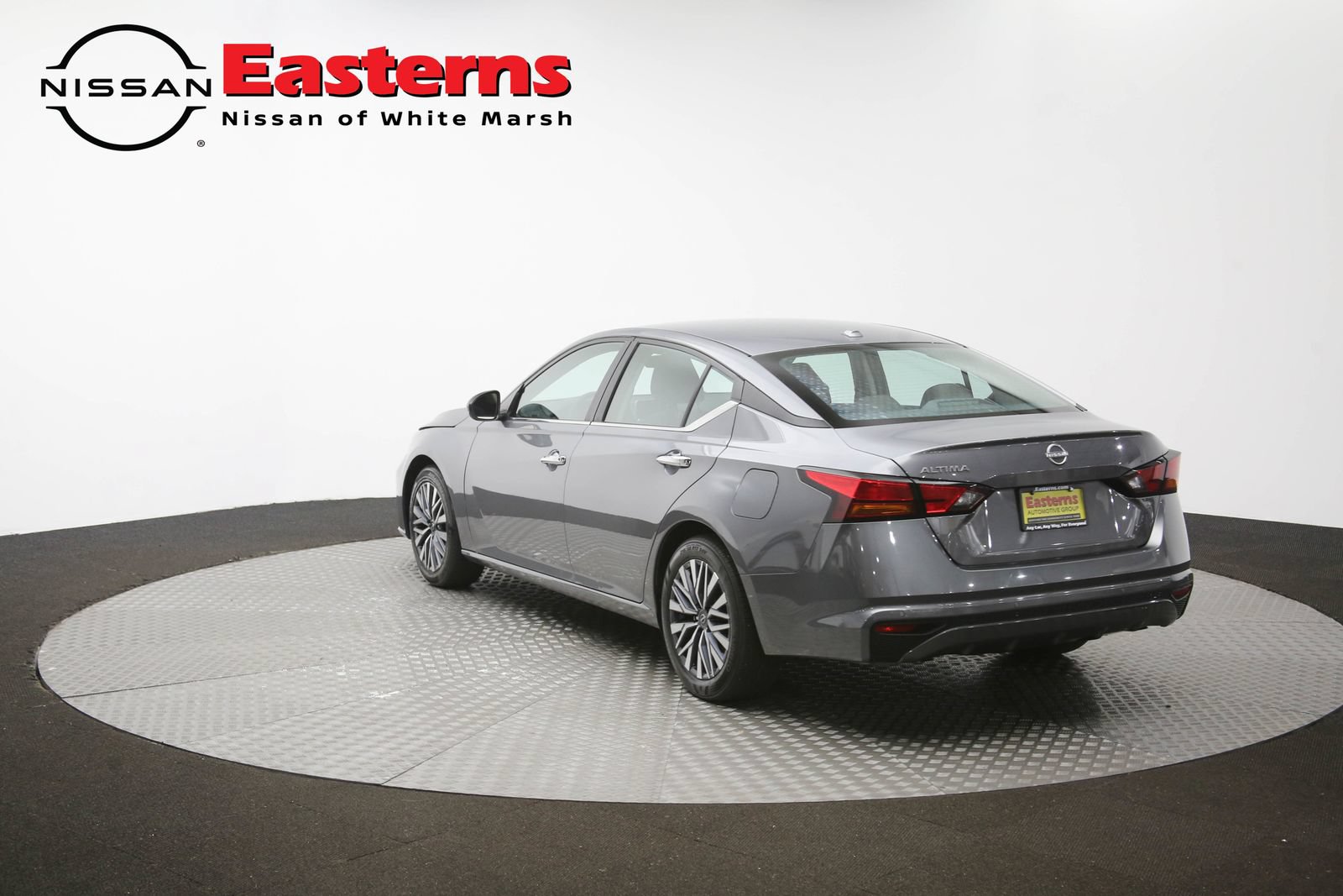 Used 2025 Nissan Altima 2.5 SV FWD image 63