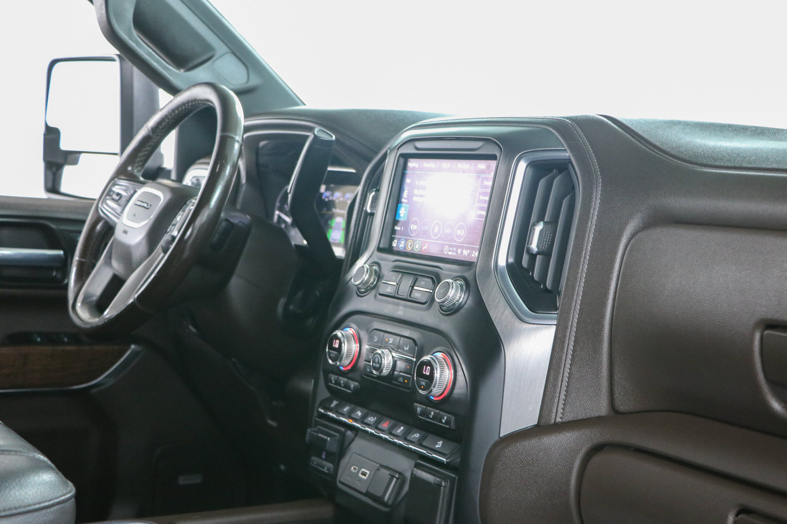 Used 2021 GMC Sierra 2500 Denali w/ Denali Ultimate Package AWD/4WD image 30