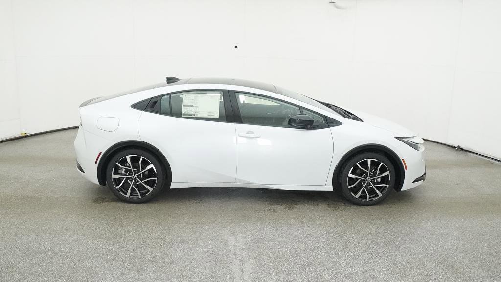 New 2025 Toyota Prius Plug-In Hybrid image 25