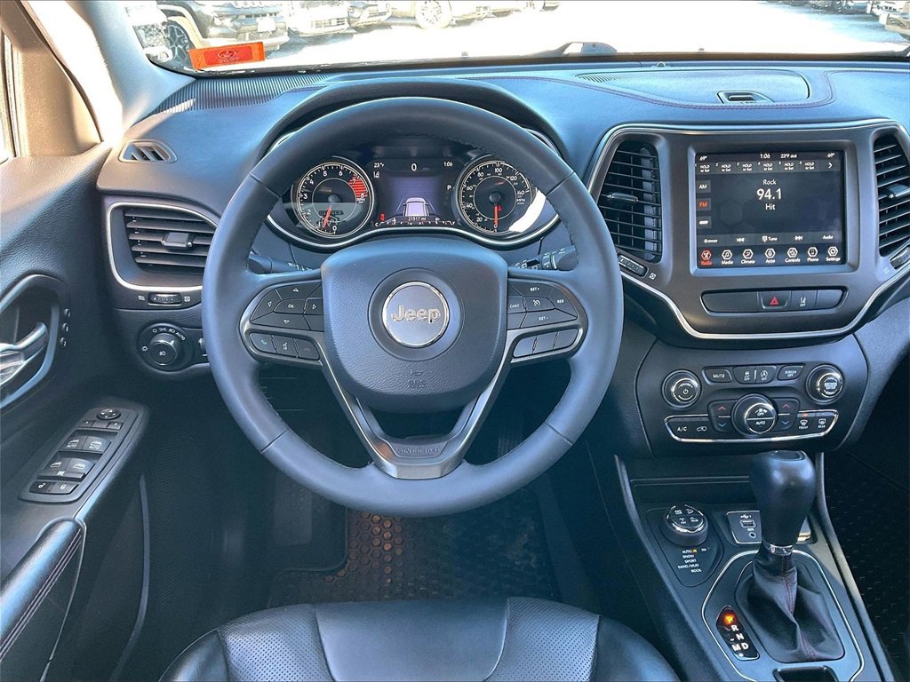 Used 2022 Jeep Cherokee Trailhawk w/ Premium Leather Package image 16