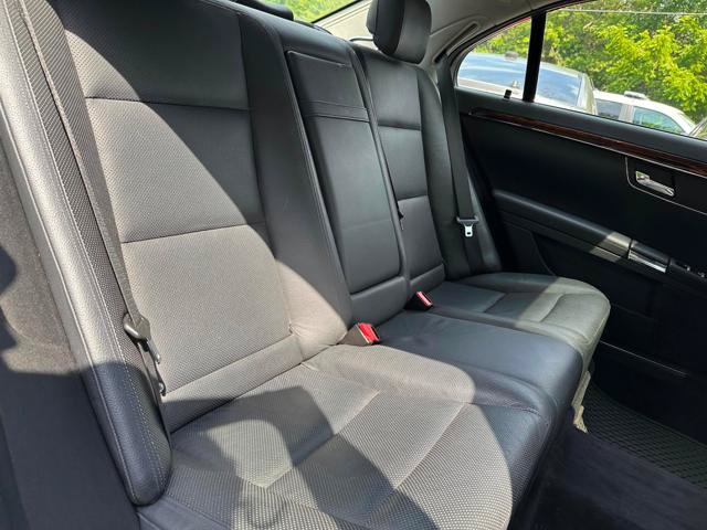 Used 2010 Mercedes-Benz S 550 4MATIC image 11