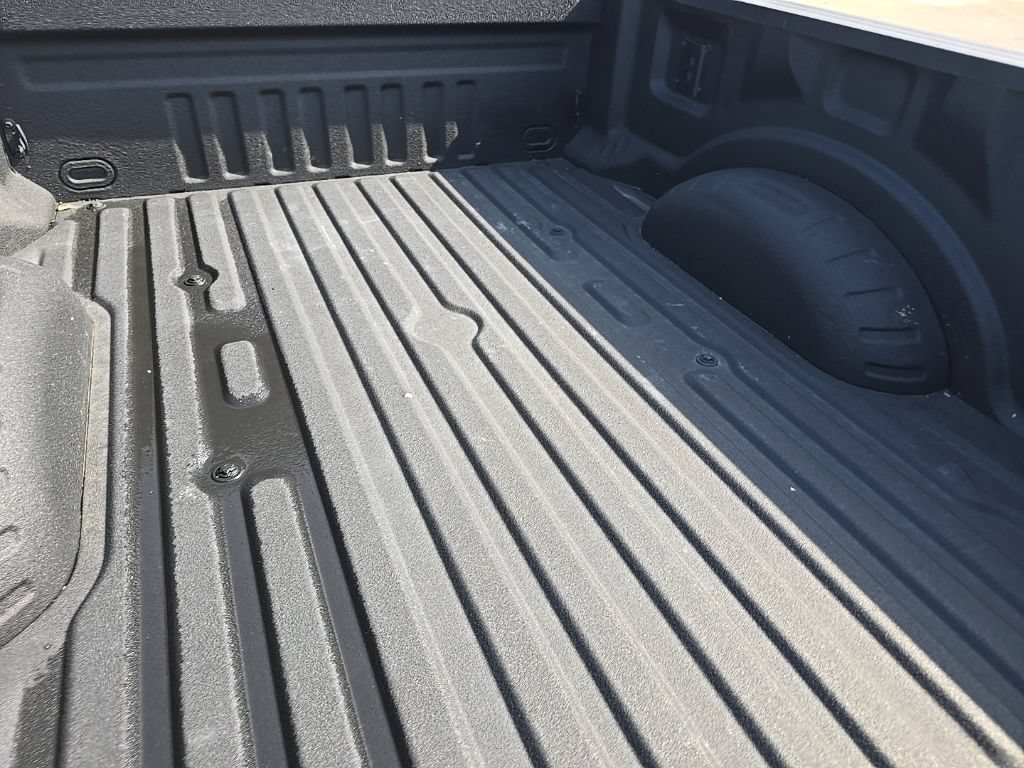 Used 2026 Ford F250 Platinum AWD/4WD image 6