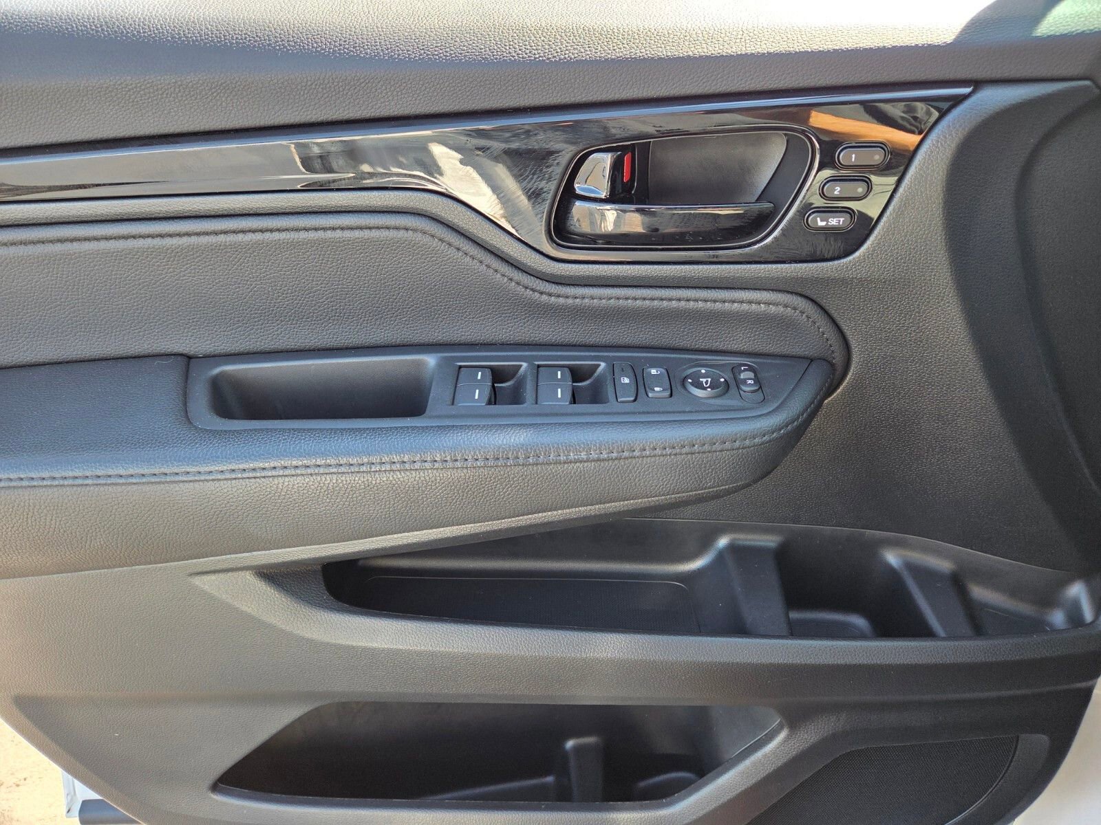 Used 2023 Honda Odyssey Touring image 9