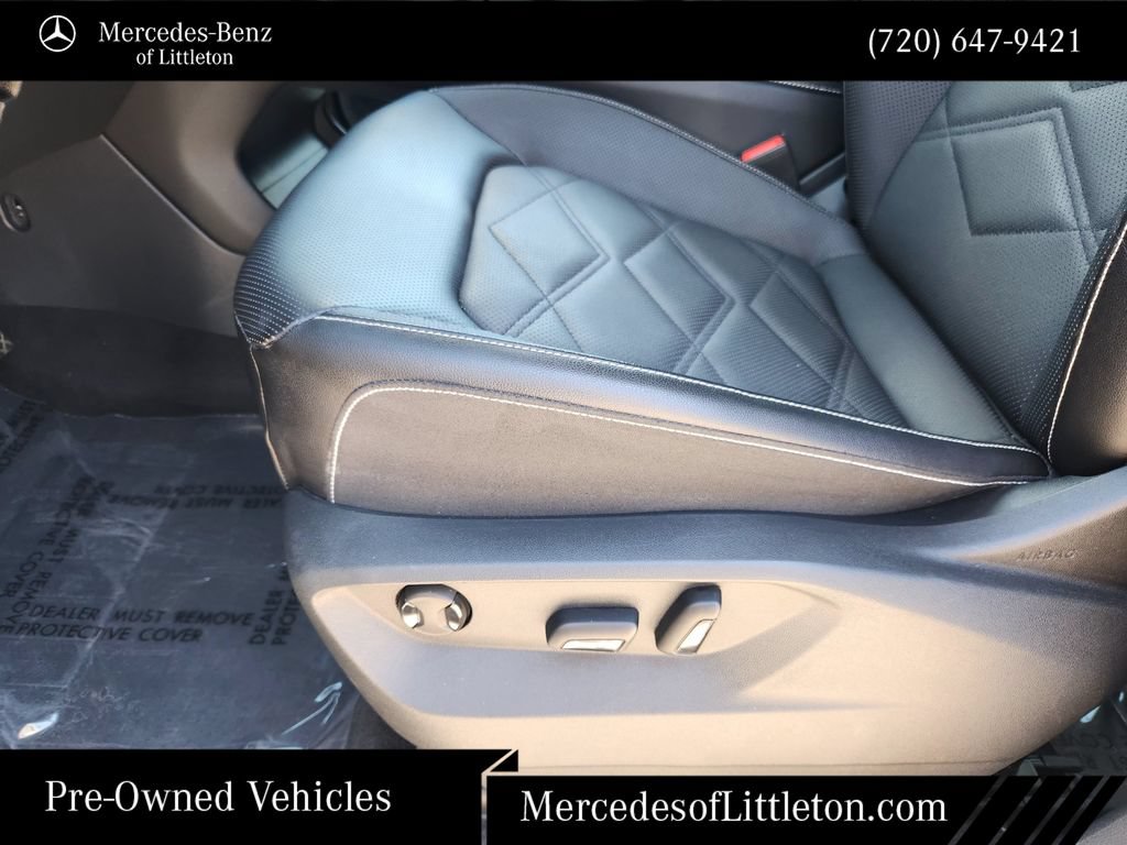 Used 2024 Volkswagen Atlas SE AWD/4WD image 23