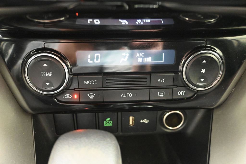 Used 2018 Mitsubishi Eclipse Cross ES AWD/4WD image 19
