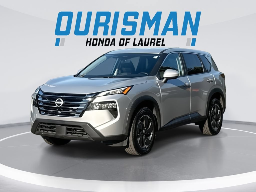 Used 2025 Nissan Rogue SV