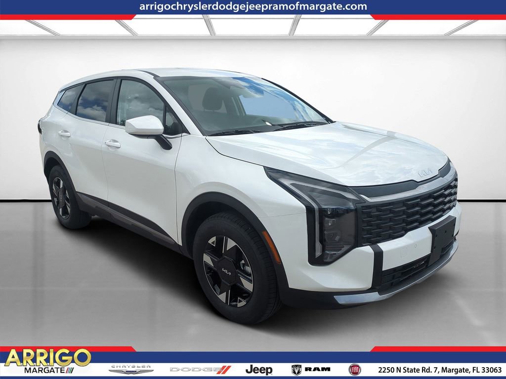 Used 2026 Kia Sportage LX image 1