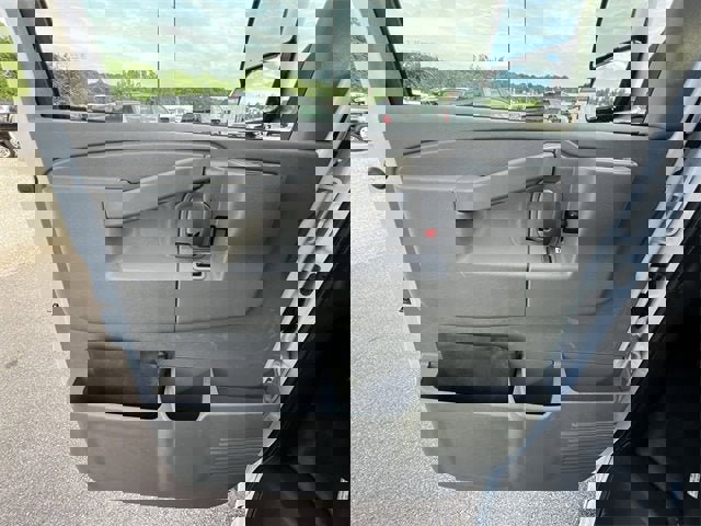 New 2025 GMC Savana 3500 w/ Power Convenience Package image 19