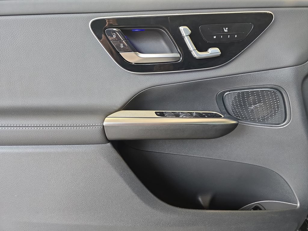 Certified 2026 Mercedes-Benz GLC 300 image 30