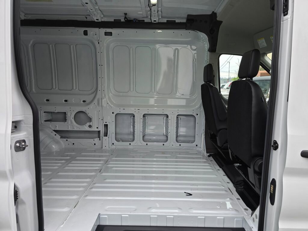 New 2026 Ford Transit 250 148 Medium Roof Extended AWD image 8