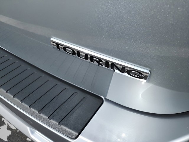 New 2026 Honda Odyssey Touring image 9