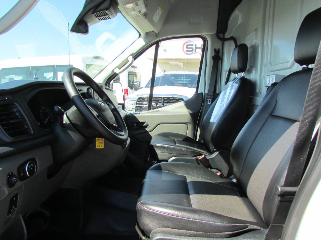 Used 2022 Ford Transit 350 148 High Roof Extended image 12