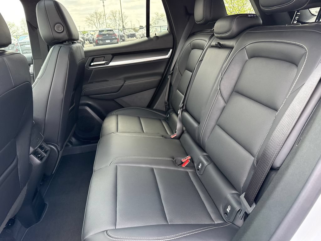 New 2026 GMC Terrain Elevation w/ Elevation Premium Package AWD/4WD image 34