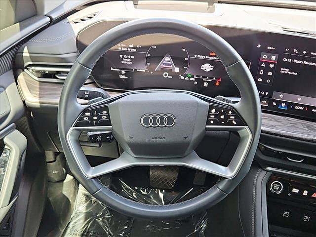Certified 2025 Audi Q5 Premium AWD/4WD image 13