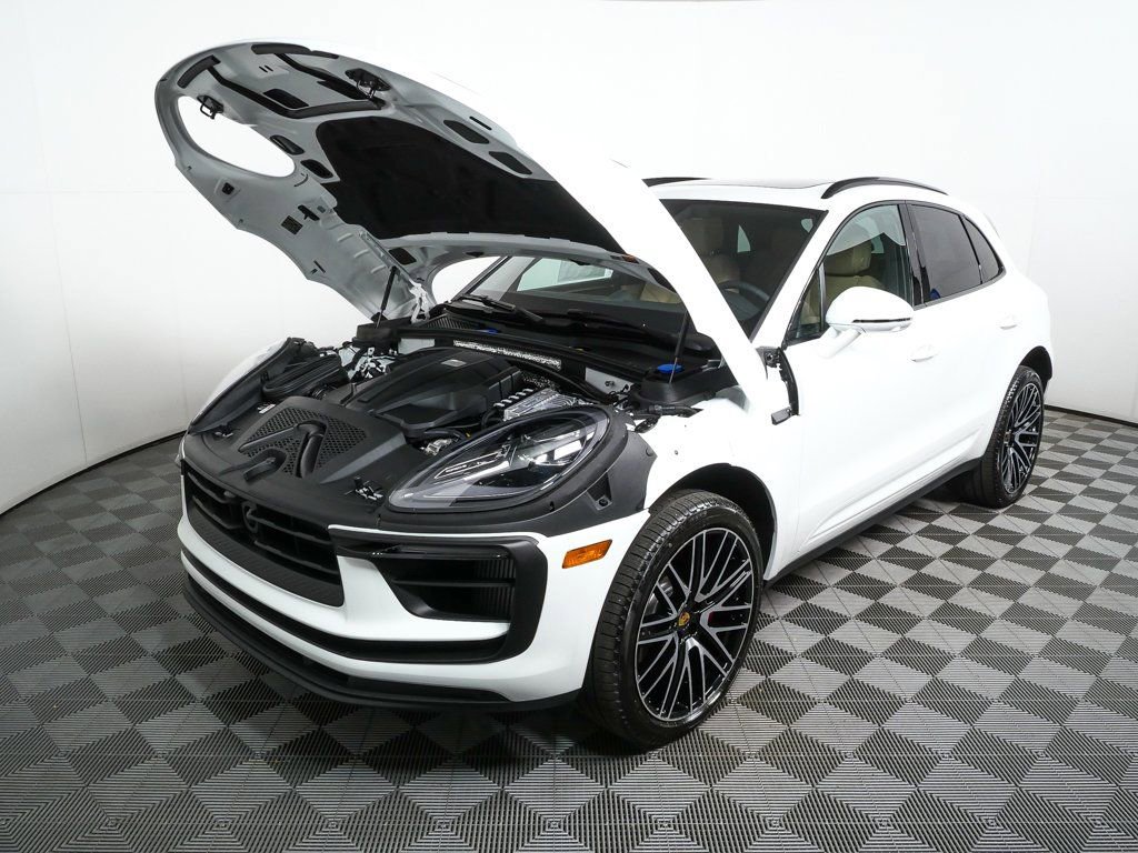 New 2026 Porsche Macan S image 35