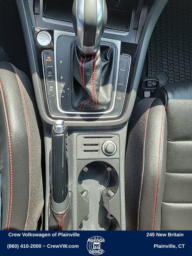 Used 2018 Volkswagen GTI SE w/ SE Leather Package FWD image 10