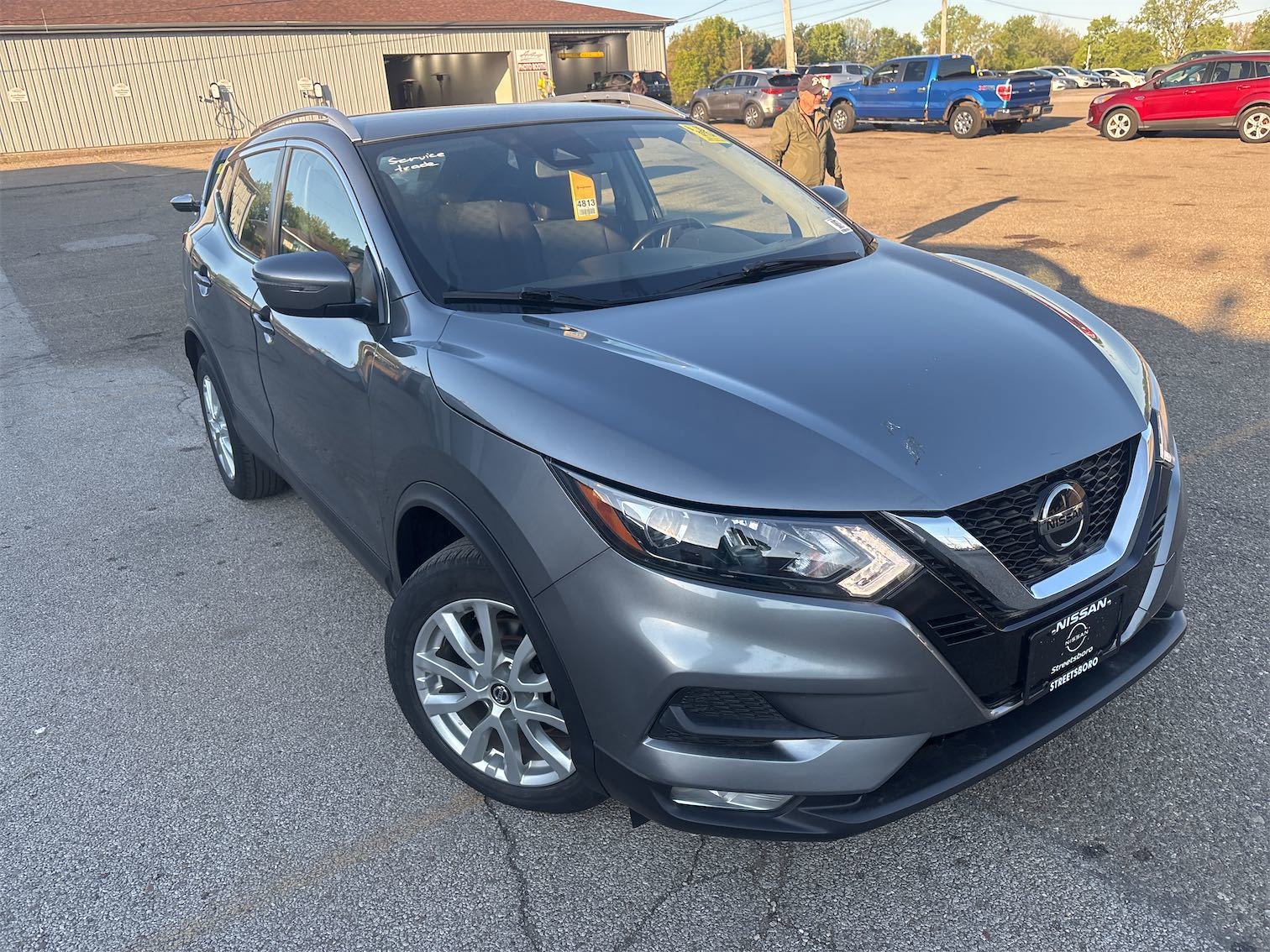 Used 2021 Nissan Rogue Sport SV AWD/4WD image 2