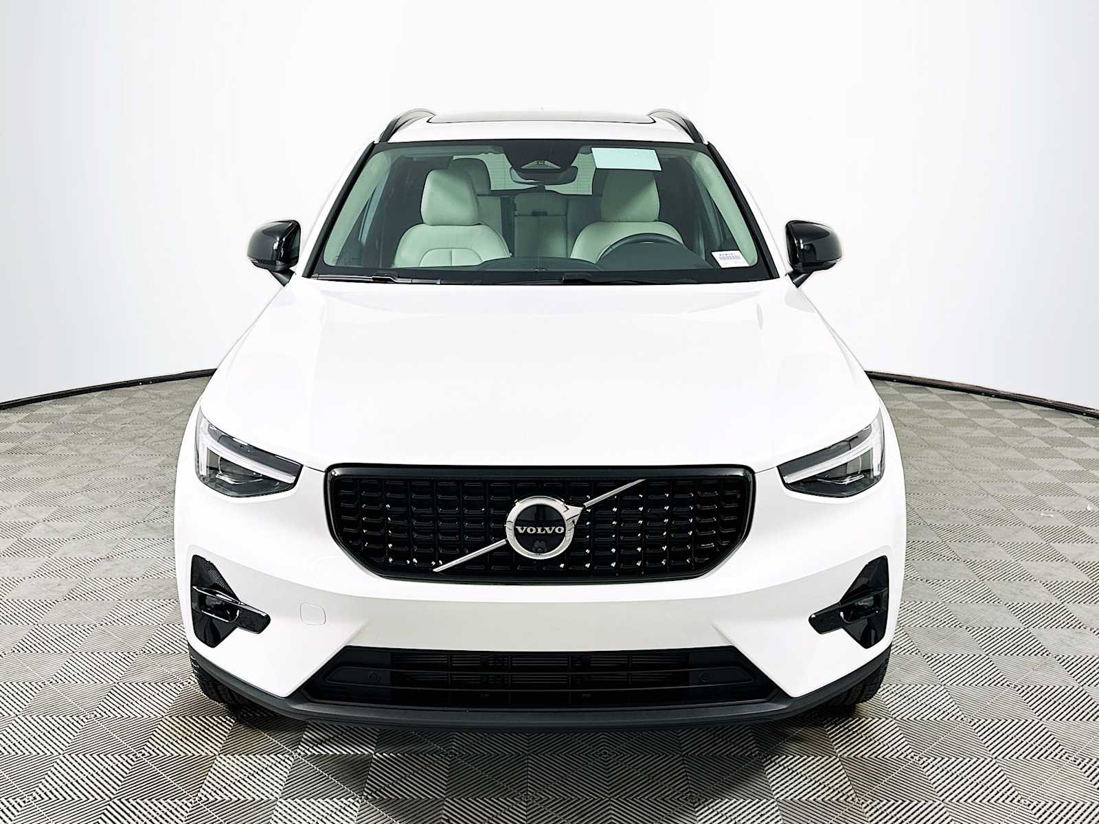 New 2026 Volvo XC40 B4 Plus w/ Protection Package image 2