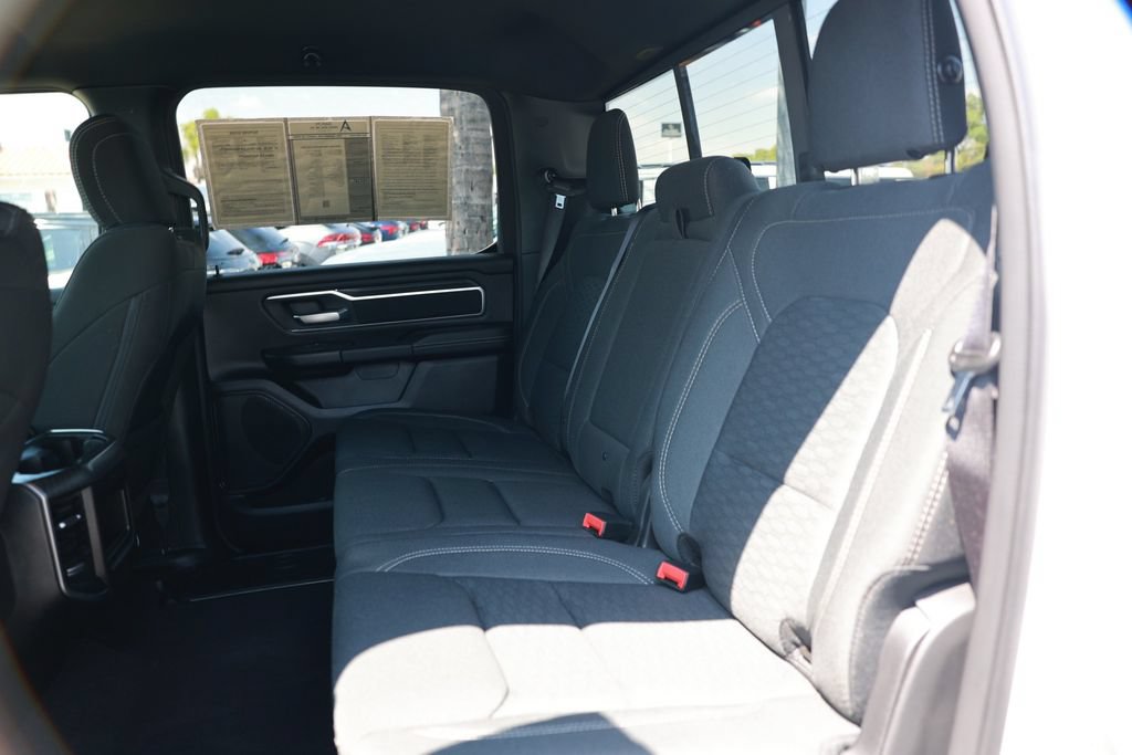 Used 2025 RAM 1500 Big Horn AWD/4WD image 32