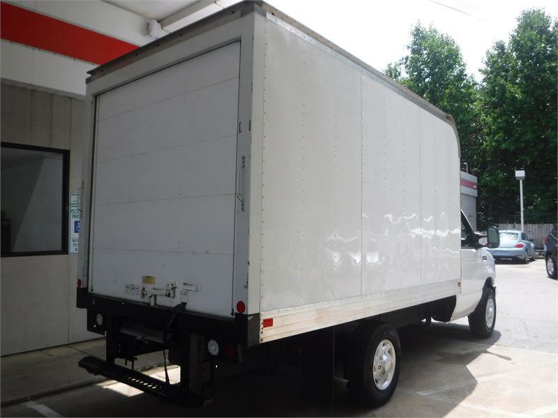 Used 2019 Ford E-350 and Econoline 350 Super Duty w/ Power Windows & Locks Group RWD image 3