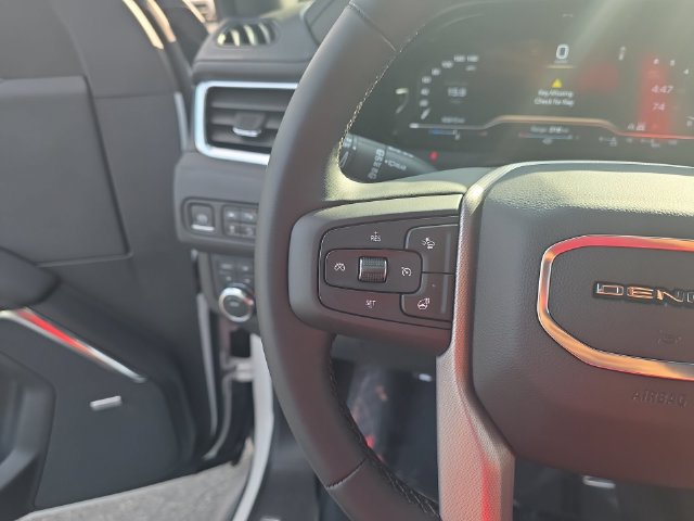 Used 2024 GMC Yukon Denali AWD/4WD image 19