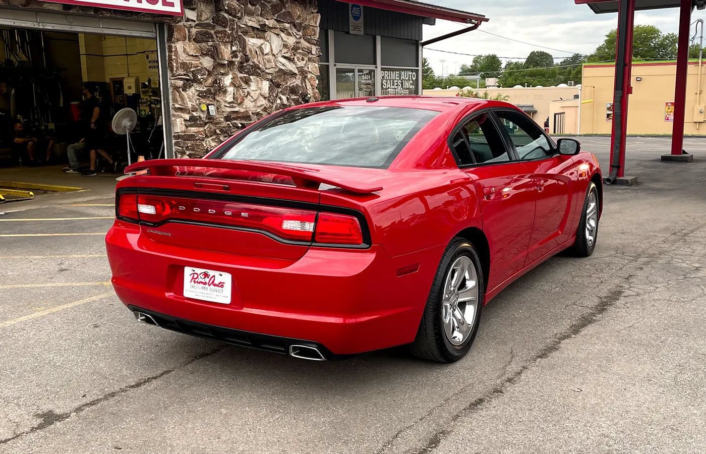 Used 2012 Dodge Charger SXT w/ Sport Appearance Group RWD image 7