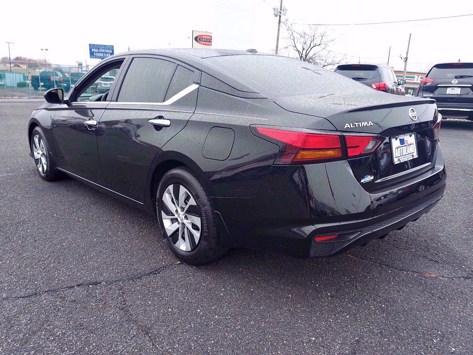 Used 2019 Nissan Altima 2.5 S FWD image 5
