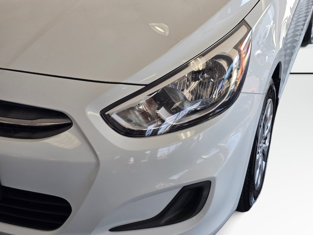 Used 2016 Hyundai Accent SE FWD image 10