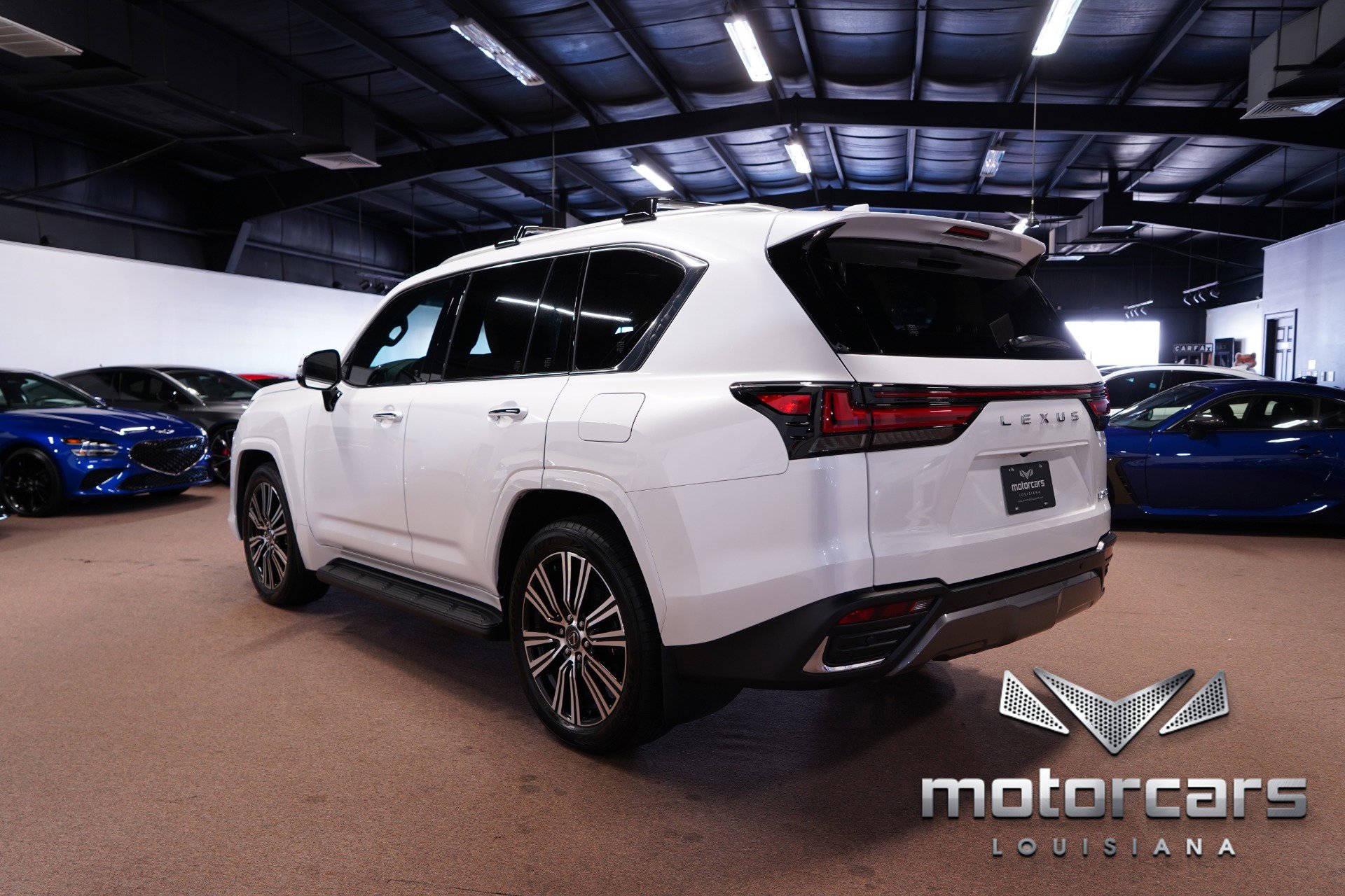 Used 2025 Lexus LX 600 4WD w/ Luxury Package image 5