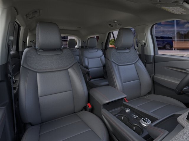 Used 2026 Ford Explorer Active w/ Active Comfort Package AWD/4WD image 10