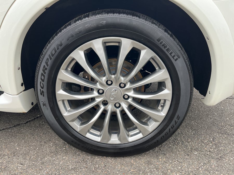 Used 2015 INFINITI QX80 4WD w/ Deluxe Technology Package image 28