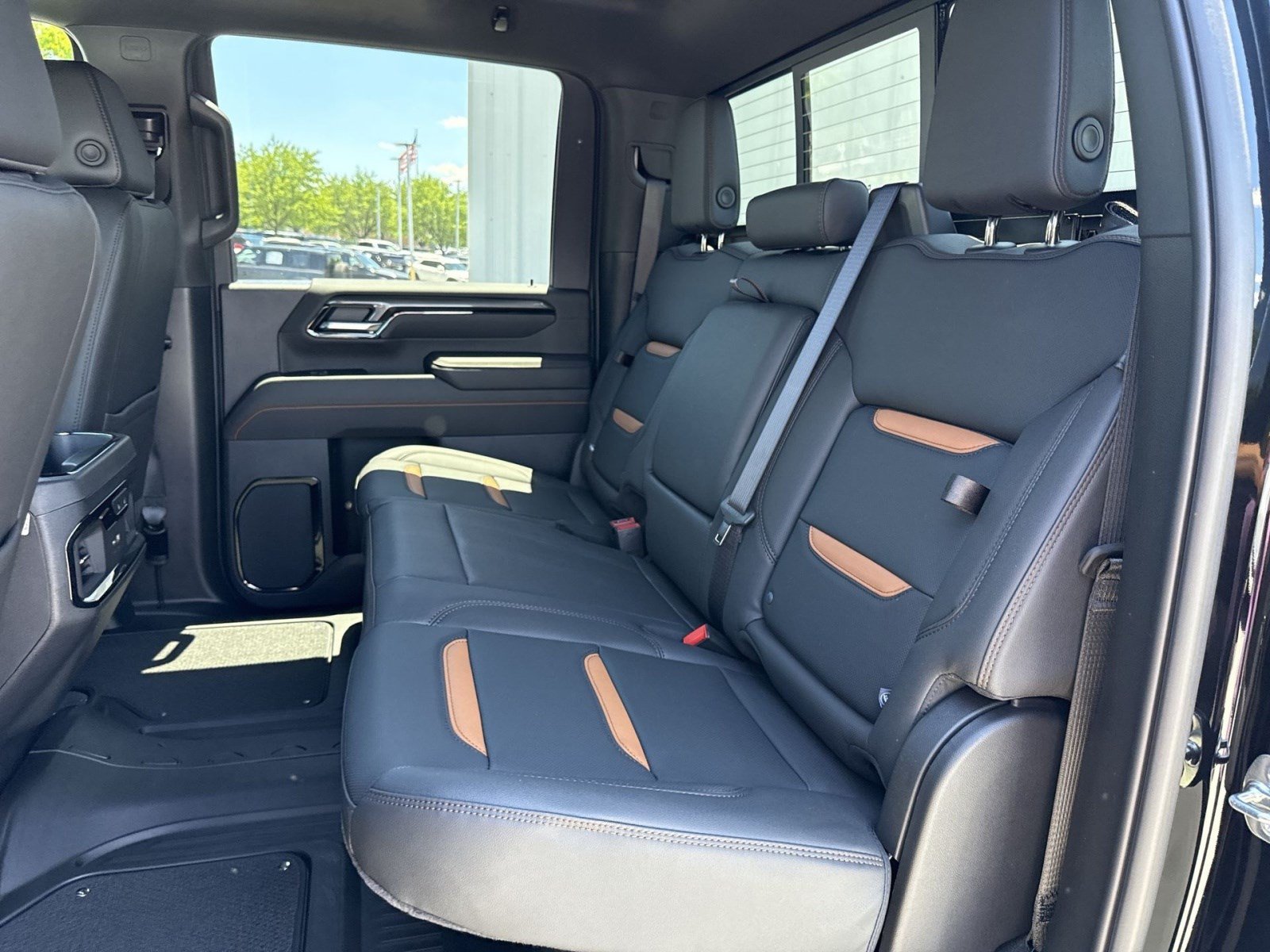 New 2026 GMC Sierra 3500 AT4 w/ AT4 Premium Plus Package AWD/4WD image 21