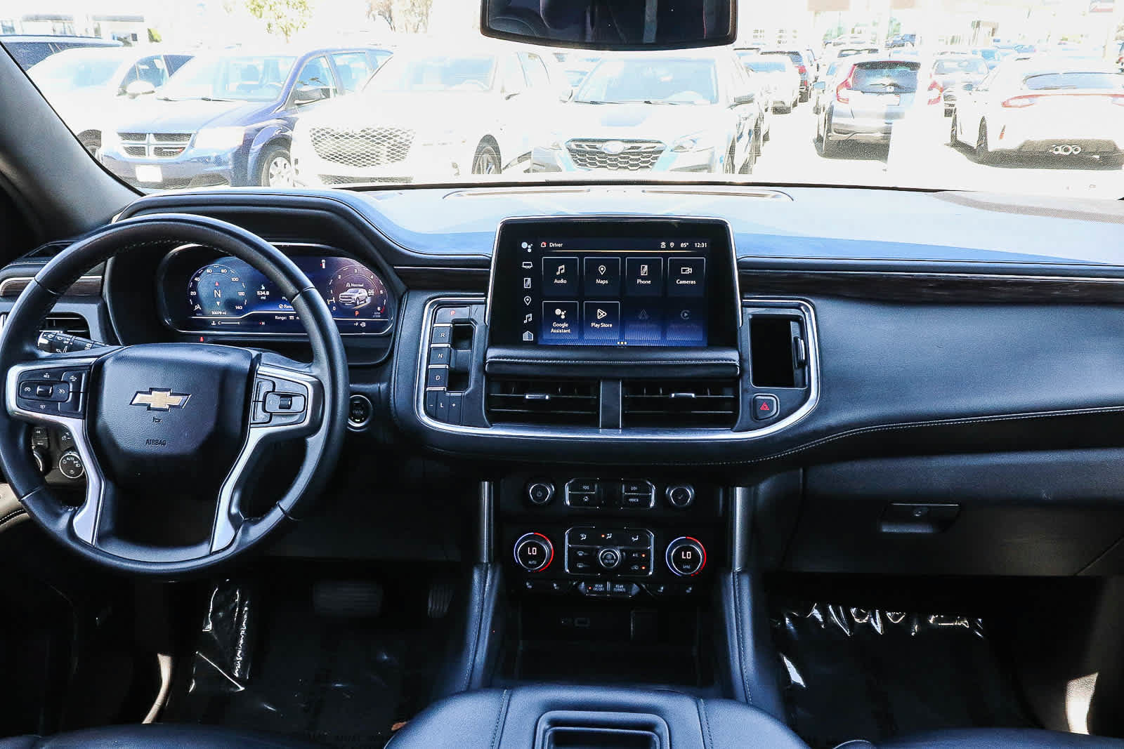 Used 2024 Chevrolet Suburban LT AWD/4WD image 17