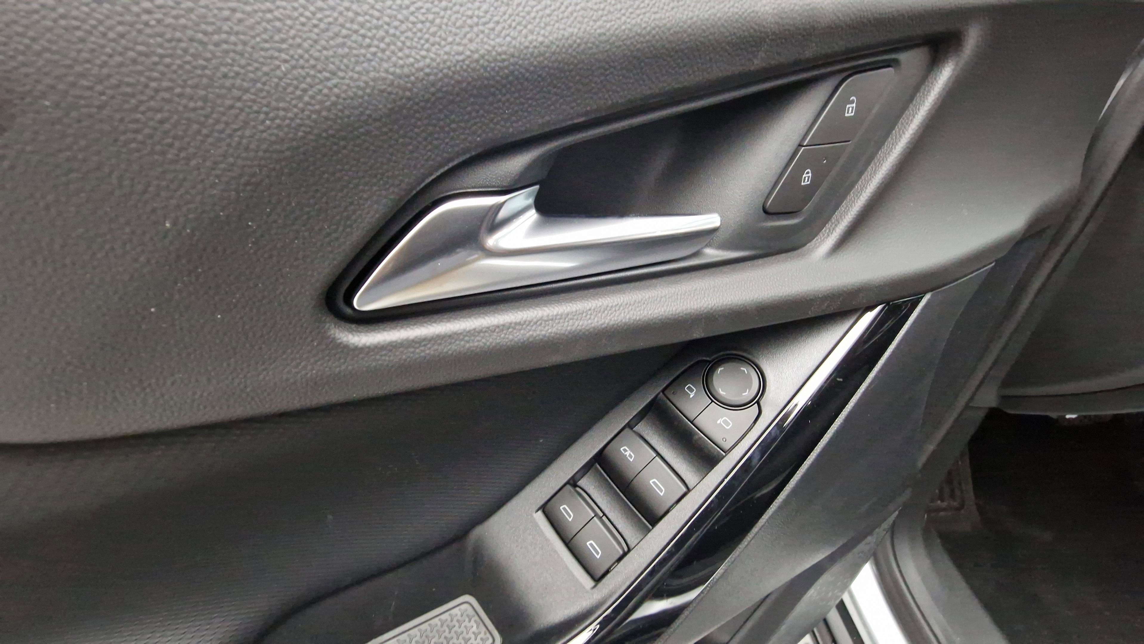 New 2026 Chevrolet Equinox LT w/ Safety and Technology Package image 13