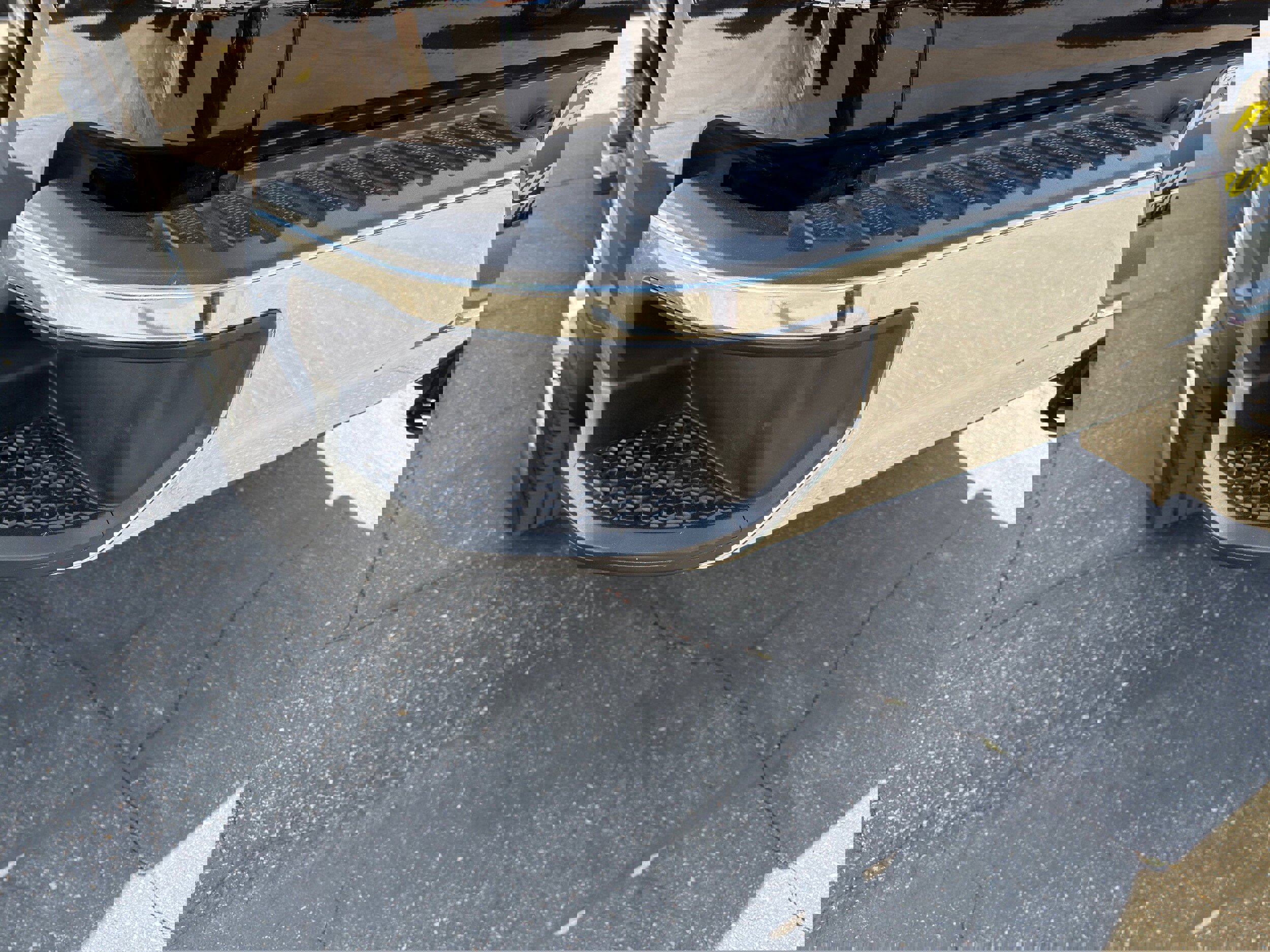 Used 2025 Chevrolet Silverado 2500 LT w/ Convenience Package image 20