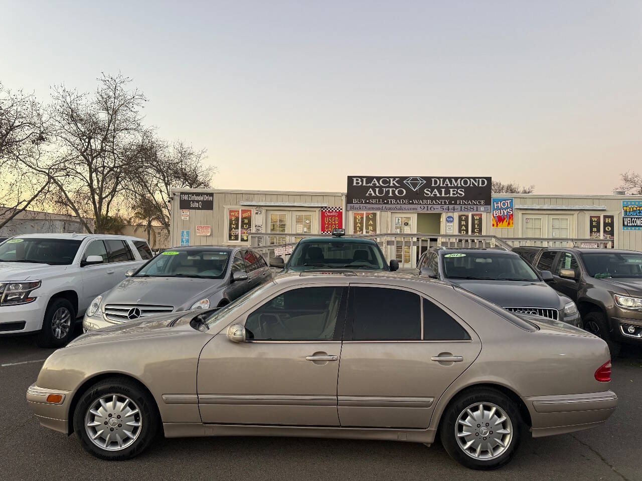 Used 2001 Mercedes-Benz E 320 Sedan image 8