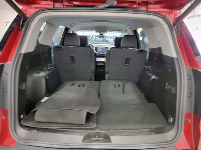 Certified 2023 GMC Acadia SLE w/ Driver Convenience Package image 35