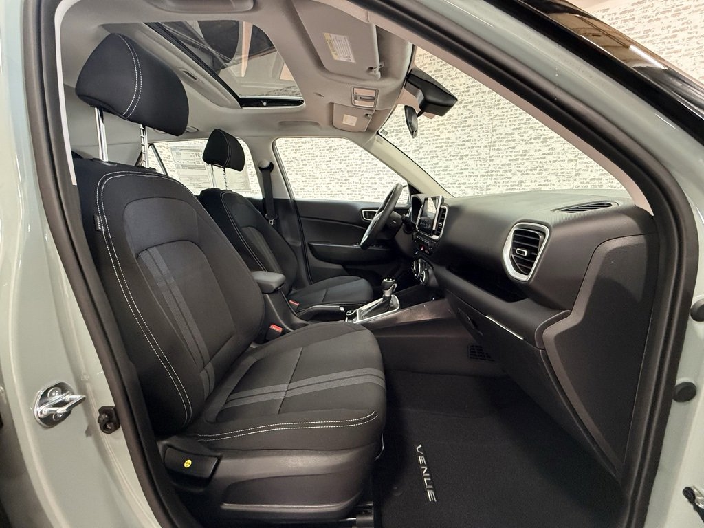New 2026 Hyundai Venue SEL image 10