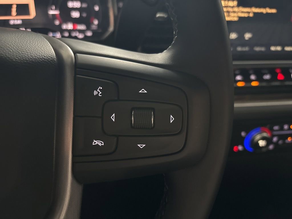 Used 2025 GMC Sierra 1500 Elevation image 19