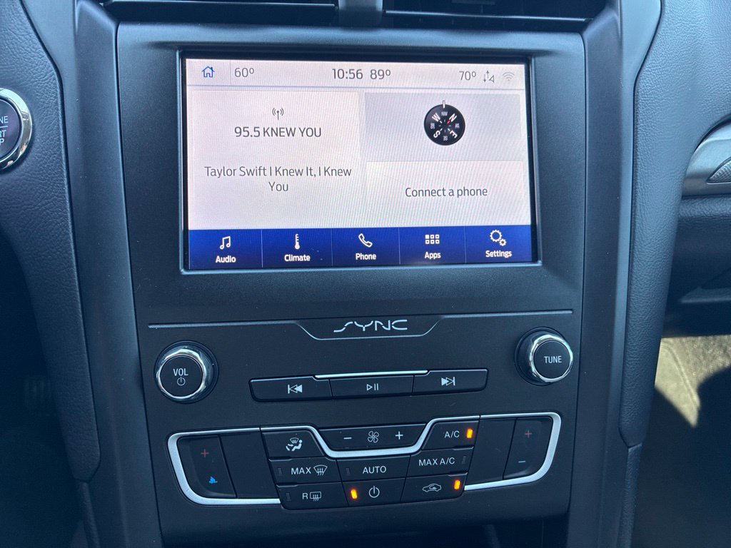 Used 2020 Ford Fusion SE w/ Equipment Group 151A FWD image 23